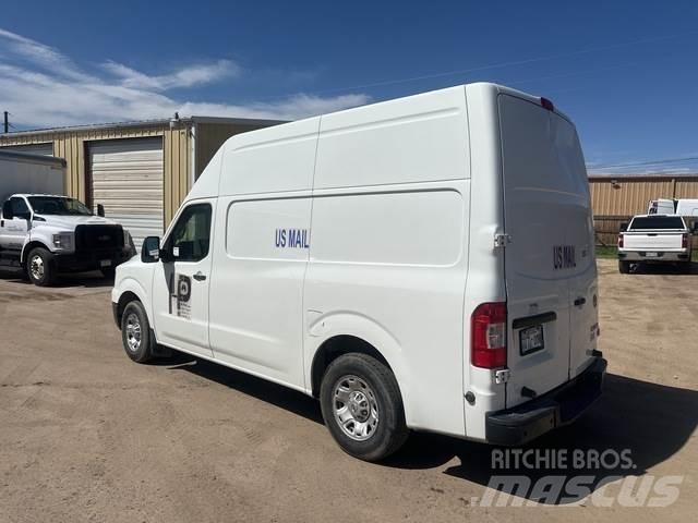 Nissan NV Изотермический фургон