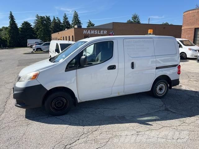 Nissan NV200 Изотермический фургон