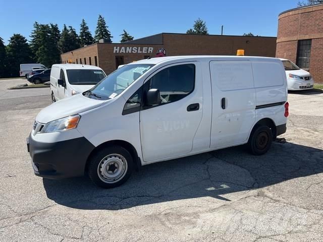 Nissan NV200 Изотермический фургон