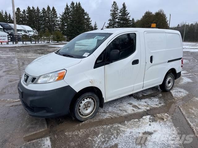 Nissan NV200 Изотермический фургон
