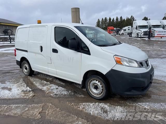 Nissan NV200 Изотермический фургон