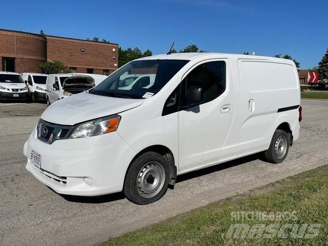 Nissan NV200 Изотермический фургон