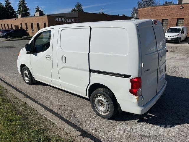 Nissan NV200 Изотермический фургон