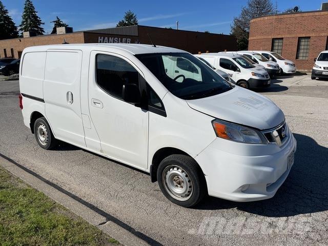 Nissan NV200 Изотермический фургон