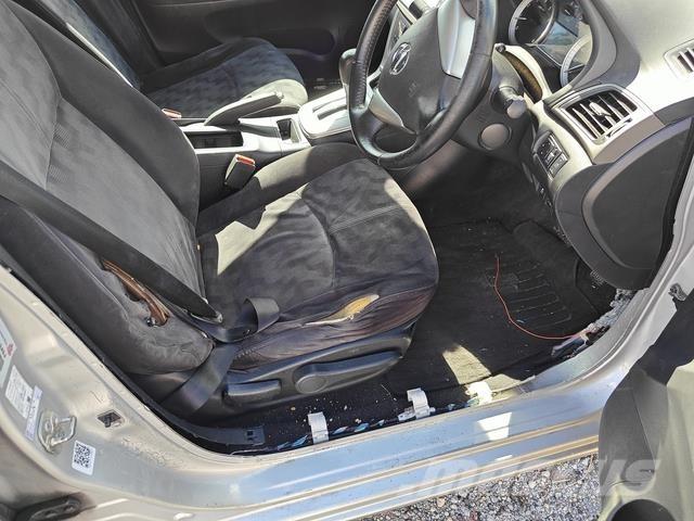 Nissan SYLPHY Легковые автомобили