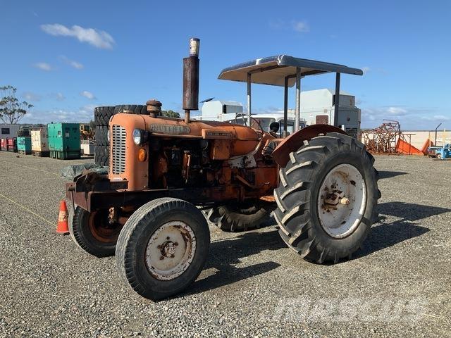 Nuffield DM4 Трактора