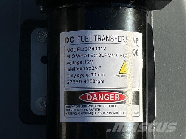  Olsen DD200 Баки для топлива и присадок