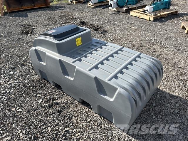  Olsen DD500 Баки для топлива и присадок