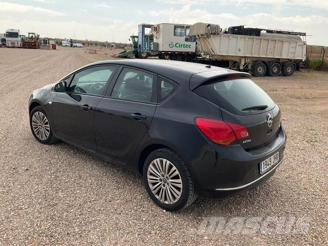 Opel Astra Легковые автомобили
