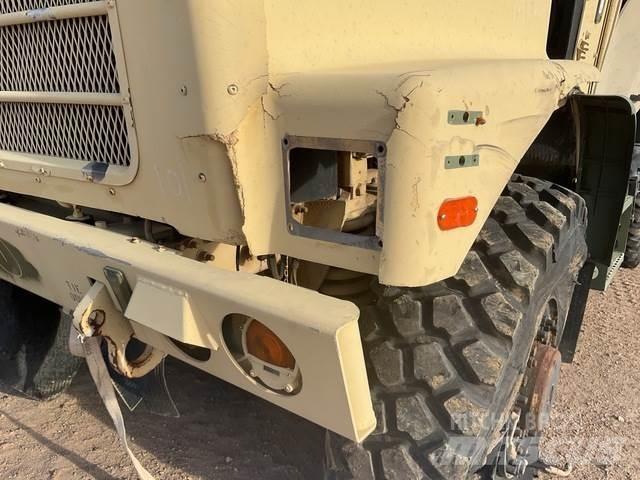 Oshkosh  Грузовики-Фургоны