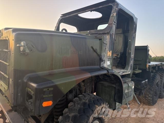 Oshkosh  Грузовики-Фургоны
