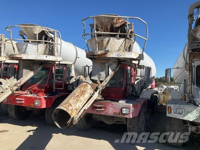 Oshkosh  Специальные грузовики