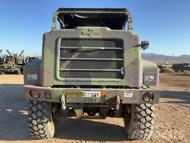Oshkosh AMK29 Грузовики-Самосвалы