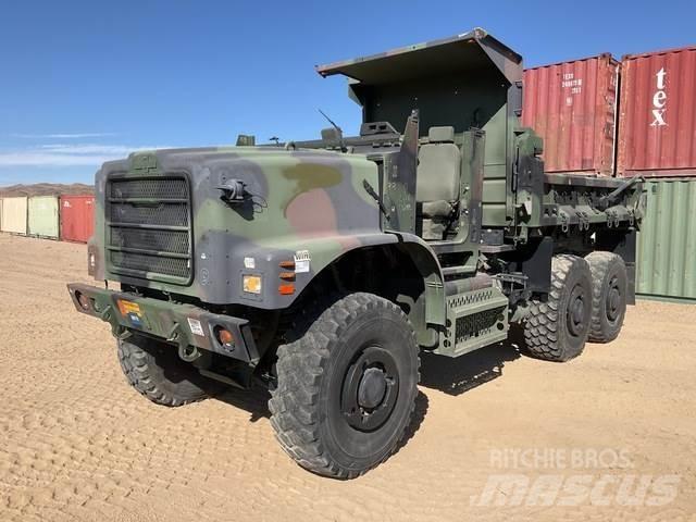Oshkosh AMK29A1 Грузовики-Самосвалы