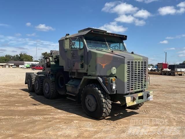 Oshkosh M1070 Грузовые эвакуаторы