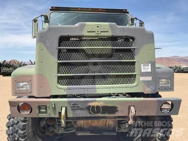 Oshkosh MK29 Грузовики-Самосвалы