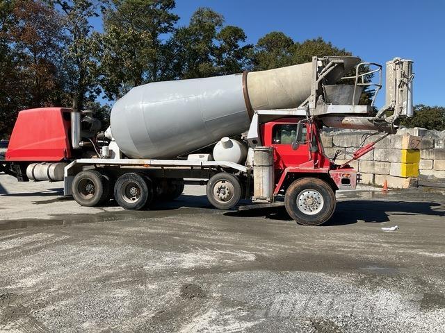 Oshkosh S-2146 Специальные грузовики