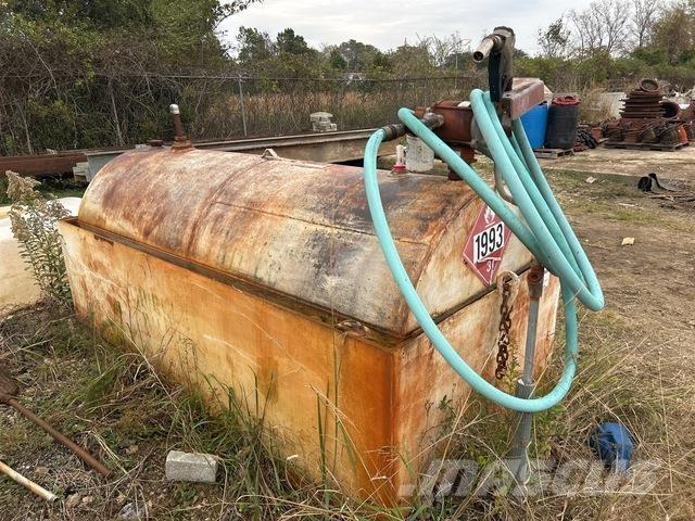  Pee Dee Баки для топлива и присадок