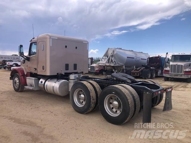 Peterbilt  Седельные тягачи