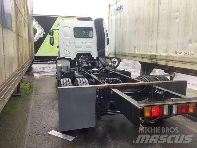 Peterbilt 220 Кабины