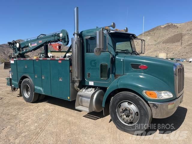 Peterbilt 335 Комбинированные дорожные машины