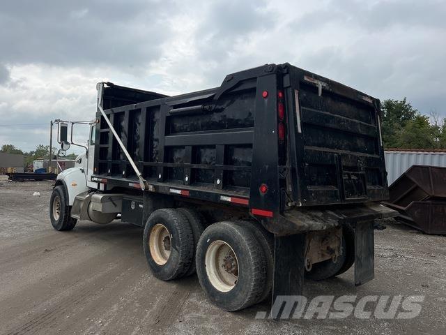 Peterbilt 335 Грузовики-Самосвалы