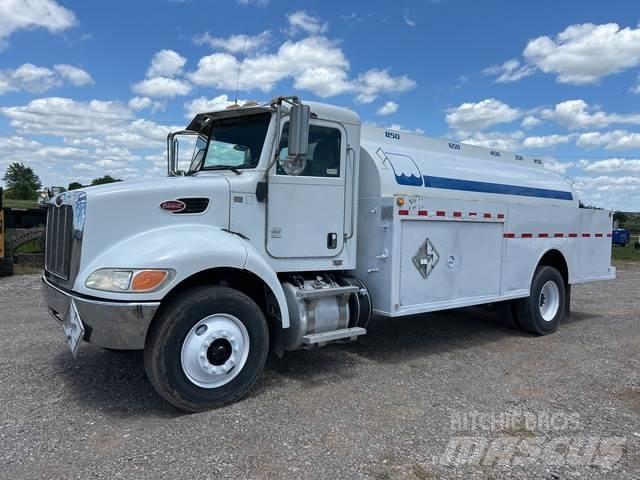 Peterbilt 337 Грузовики-цистерны