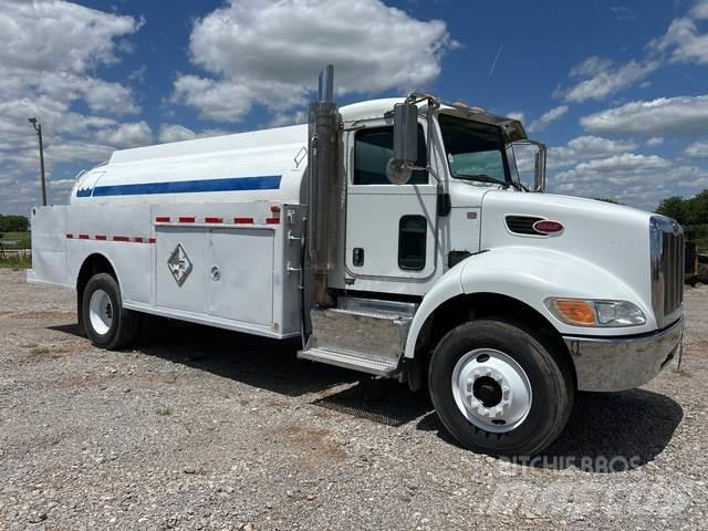 Peterbilt 337 Грузовики-цистерны