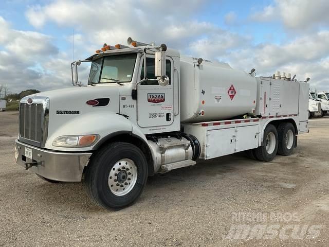 Peterbilt 348 Грузовики-цистерны