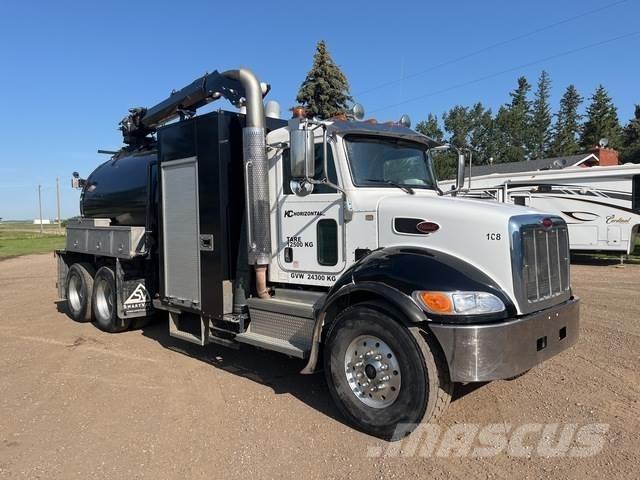 Peterbilt 348 Гусеничные экскаваторы