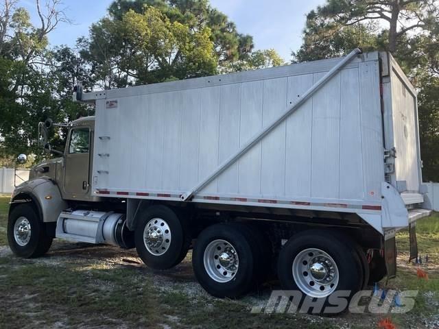 Peterbilt 348 Грузовики-Самосвалы