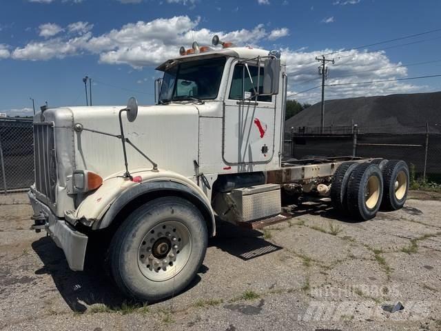 Peterbilt 357 Седельные тягачи