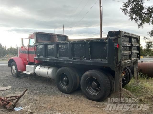 Peterbilt 358M Грузовики-Самосвалы