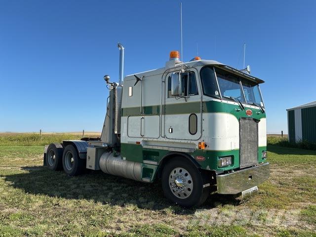 Peterbilt 362 Кабины