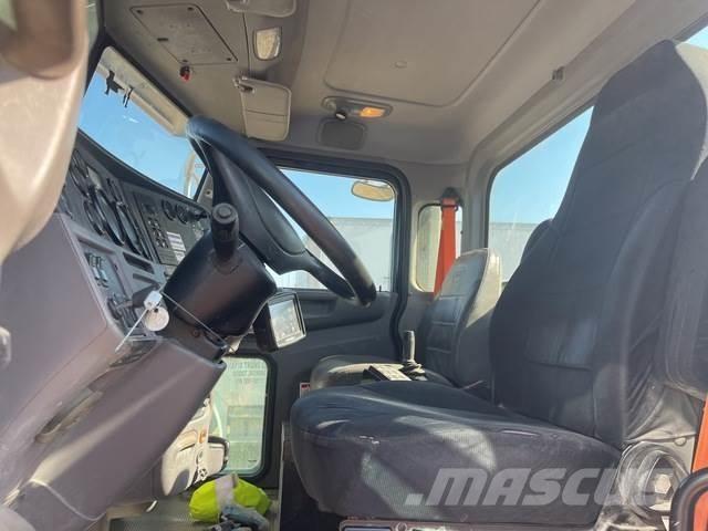 Peterbilt 365 Специальные грузовики