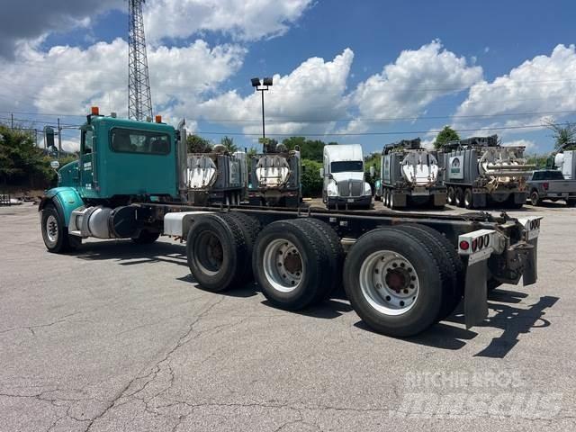 Peterbilt 365 Кабины