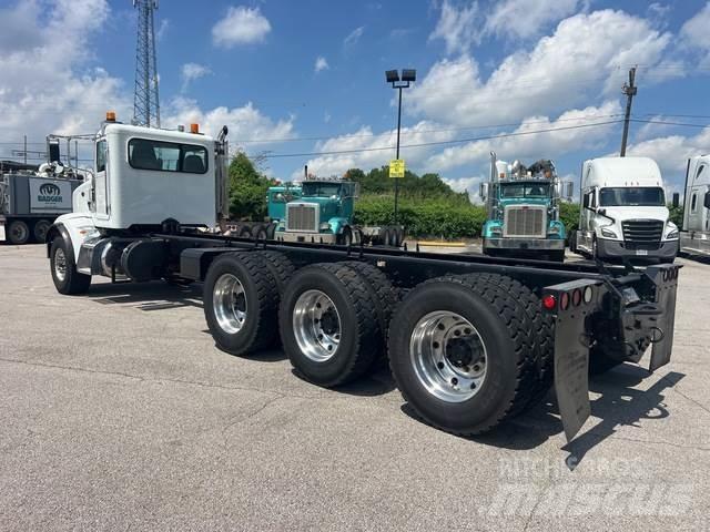Peterbilt 365 Кабины