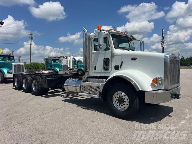 Peterbilt 365 Кабины