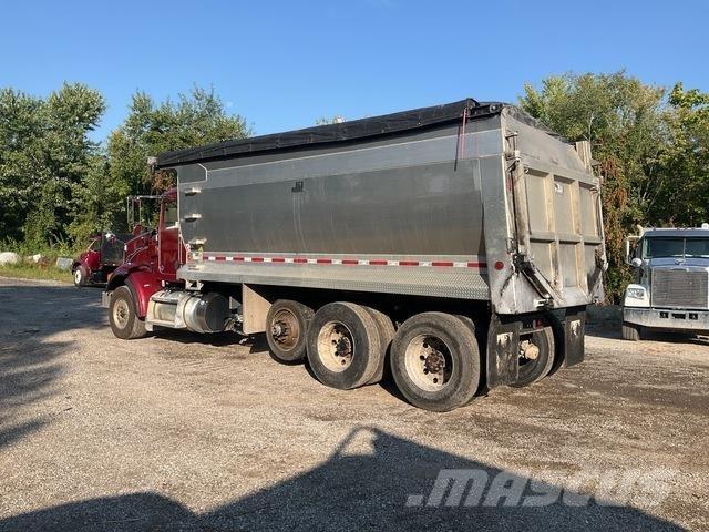 Peterbilt 365 Грузовики-Самосвалы