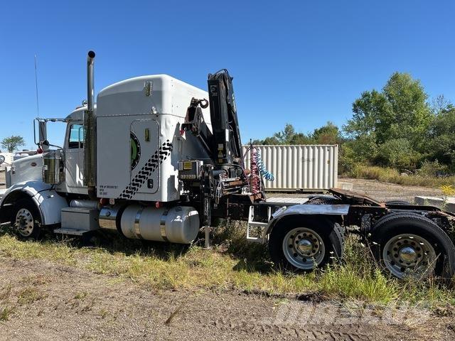 Peterbilt 367 Автомобильные краны