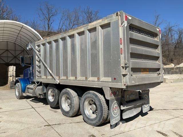 Peterbilt 367 Грузовики-Самосвалы