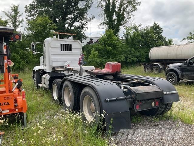 Peterbilt 367 Седельные тягачи