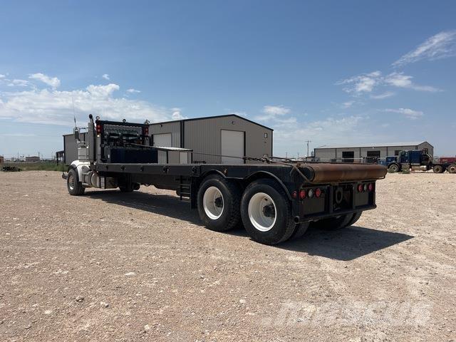 Peterbilt 367 Грузовики-платформы/боковая разгрузка