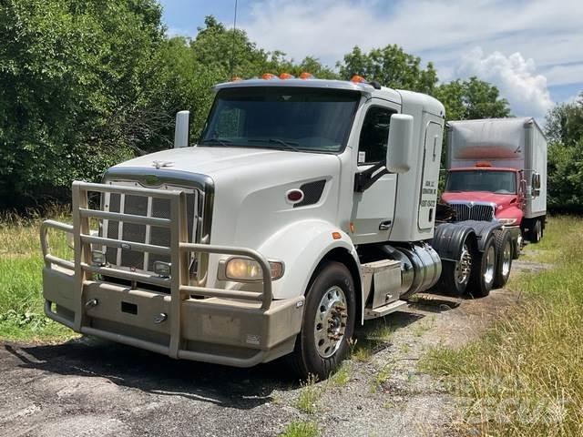 Peterbilt 377 Седельные тягачи