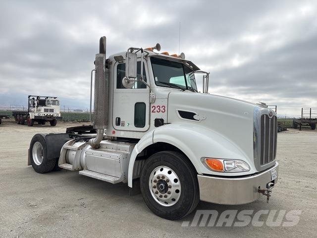 Peterbilt 384 Седельные тягачи