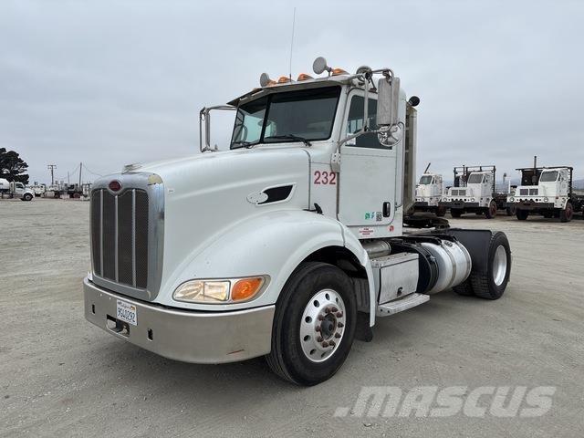 Peterbilt 384 Седельные тягачи