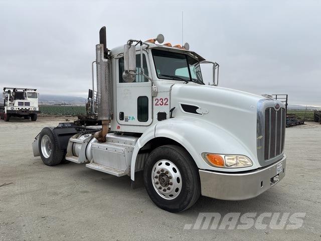 Peterbilt 384 Седельные тягачи