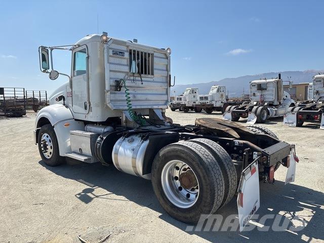 Peterbilt 384 Седельные тягачи