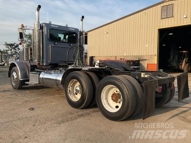Peterbilt 388 Седельные тягачи