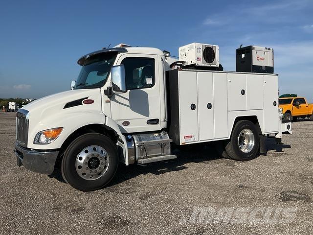 Peterbilt 536 Комбинированные дорожные машины
